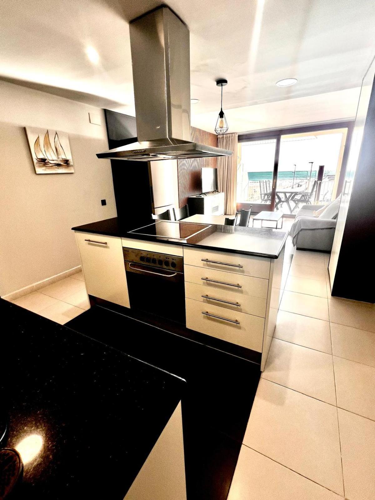 Apartaments Voramar Cambrils Bagian luar foto