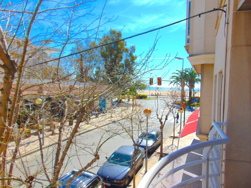 Apartaments Voramar Cambrils Bagian luar foto