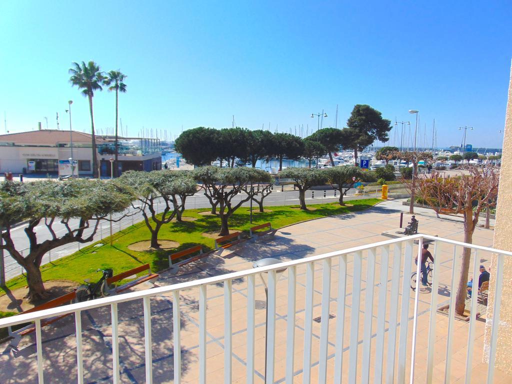 Apartaments Voramar Cambrils Bagian luar foto