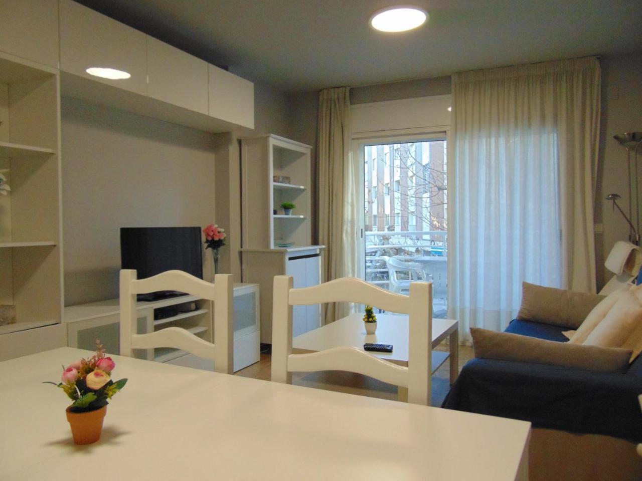 Apartaments Voramar Cambrils Bagian luar foto