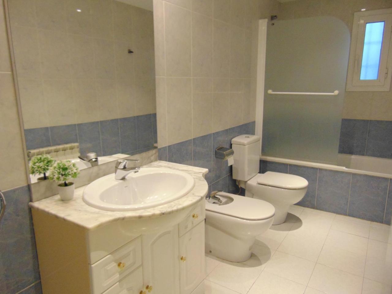 Apartaments Voramar Cambrils Bagian luar foto