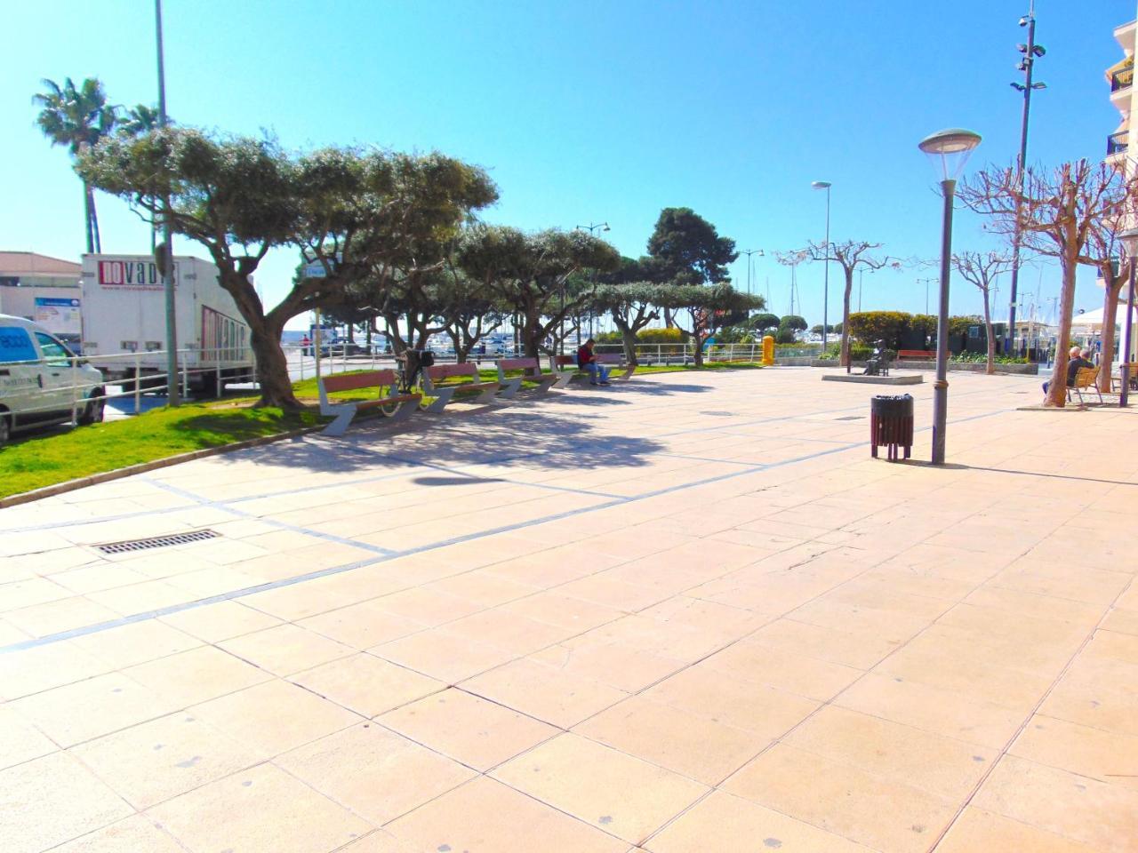 Apartaments Voramar Cambrils Bagian luar foto